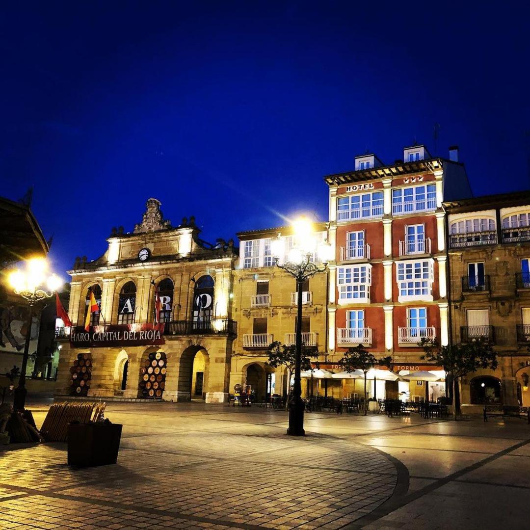 Hotel Plaza De La Paz Харо Екстериор снимка
